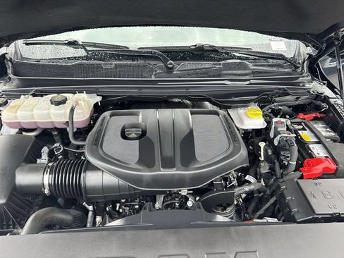 Used 2026 RAM 1500 Laramie AWD/4WD image 29
