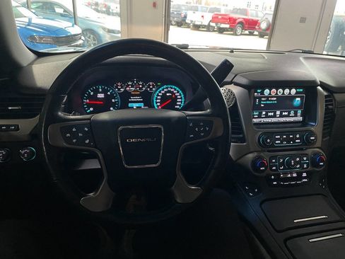 Used 2019 GMC Yukon Denali image 37