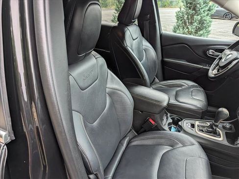 Used 2015 Jeep Cherokee Limited AWD/4WD image 13