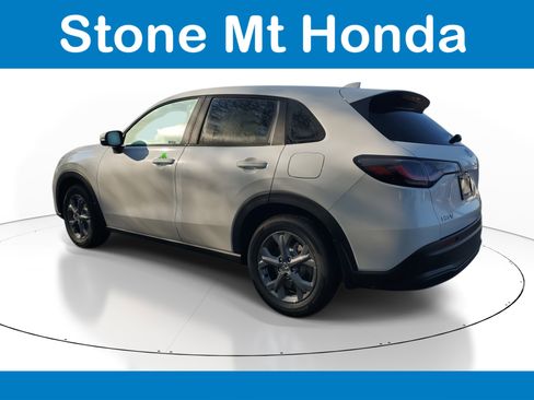 New 2026 Honda HR-V LX image 4