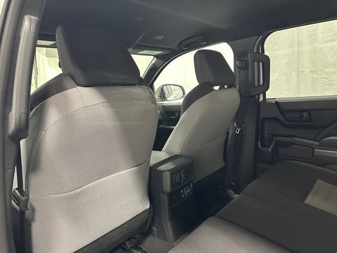 Used 2025 Toyota 4Runner TRD Off-Road AWD/4WD image 46