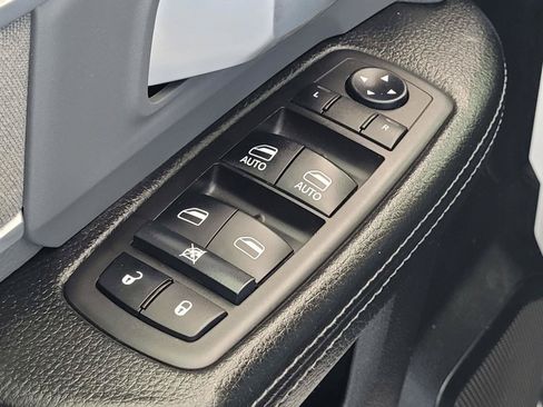 Used 2021 RAM 2500 Big Horn AWD/4WD image 18