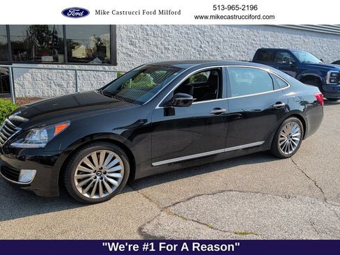 Used 2014 Hyundai Equus Signature RWD image 2