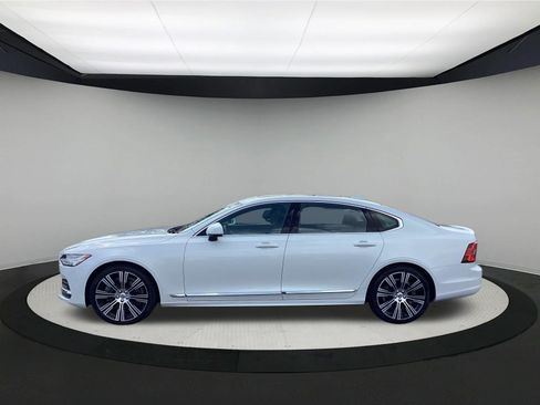 Used 2023 Volvo S90 B6 Plus AWD/4WD image 5