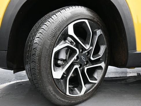 Used 2024 Chevrolet Trax RS w/ Sunroof Package image 41