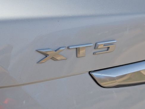 New 2026 Cadillac XT5 Premium Luxury image 10