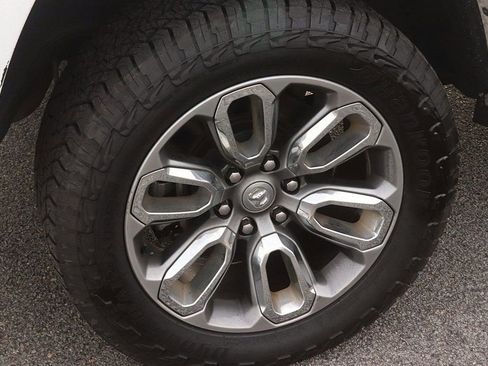 Used 2020 RAM 1500 Laramie image 8