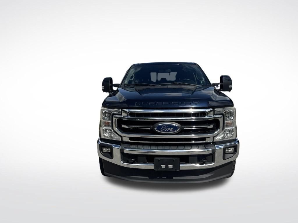 Used 2021 Ford F250 Lariat w/ Lariat Value Package AWD/4WD image 3