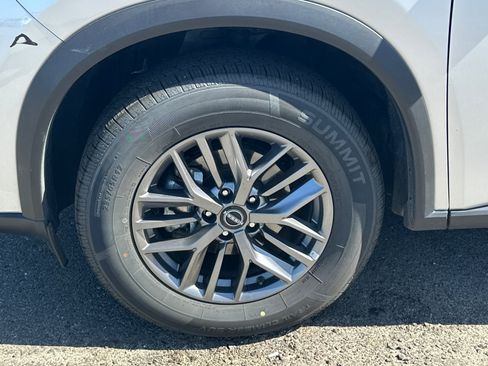 Certified 2024 Nissan Rogue S AWD/4WD image 4