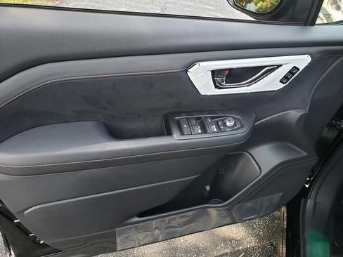 New 2026 Subaru Forester Touring AWD/4WD image 11