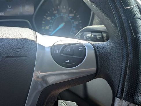 Used 2015 Ford Escape S FWD image 25