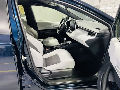 Used 2022 Toyota Corolla SE image 33