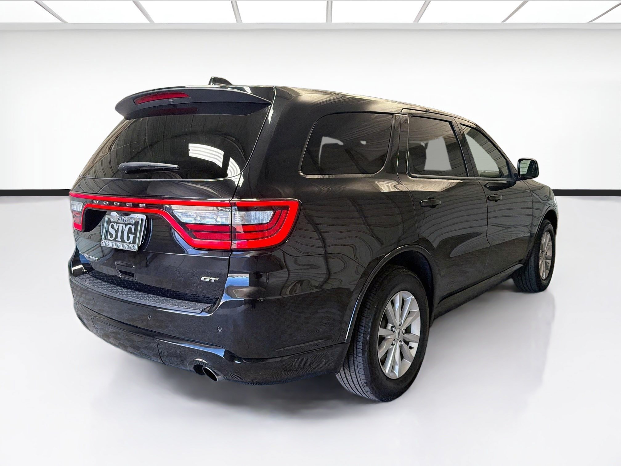 Used 2025 Dodge Durango GT RWD image 4