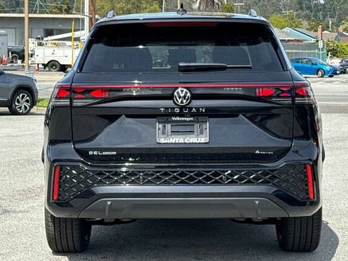 New 2026 Volkswagen Tiguan SEL R-Line AWD/4WD image 5