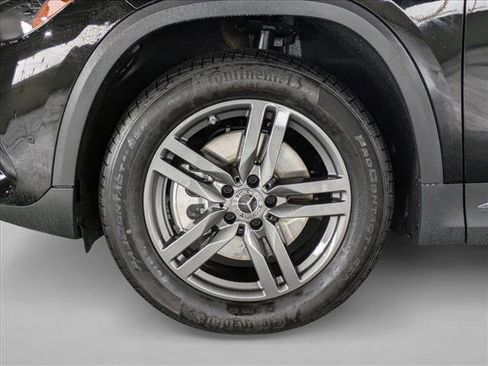 Certified 2025 Mercedes-Benz GLA 250 image 26