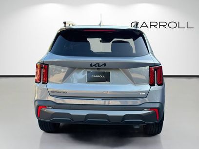 Used 2025 Kia Sorento SX