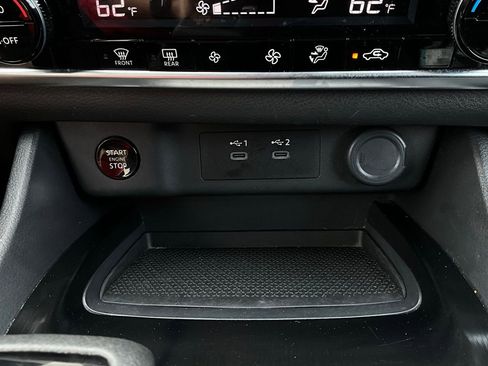 Used 2025 Nissan Rogue SV image 25