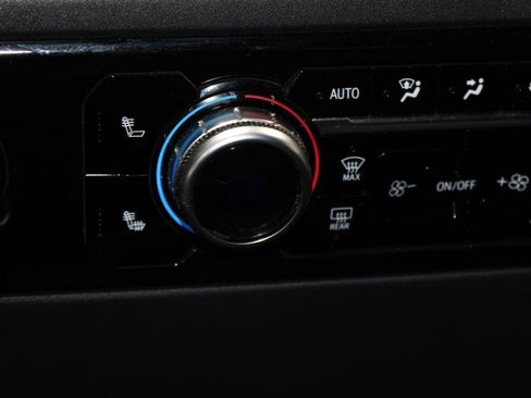 Used 2023 GMC Sierra 1500 Elevation image 28