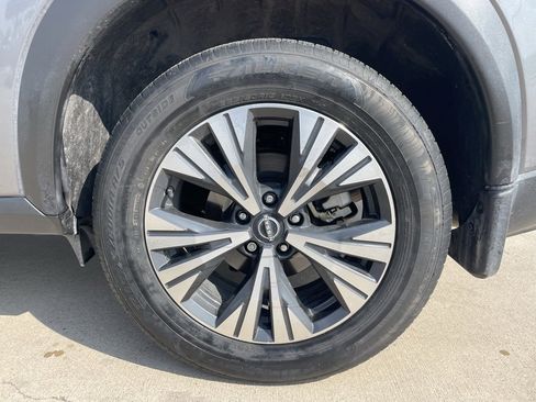 Certified 2023 Nissan Rogue SV w/ SV Premium B Package image 17