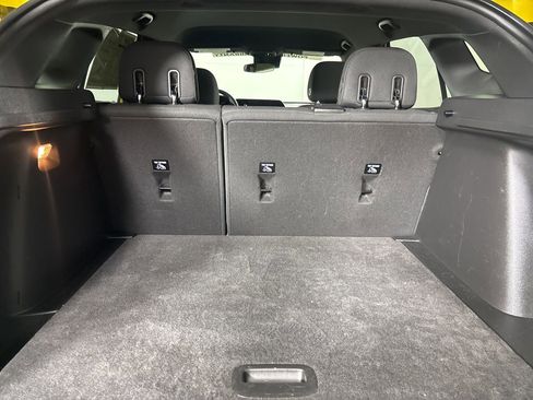 Used 2024 Chevrolet Trax RS w/ Driver Confidence Package image 21