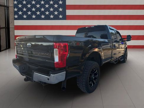 Used 2018 Ford F250 XLT w/ XLT Value Package image 5