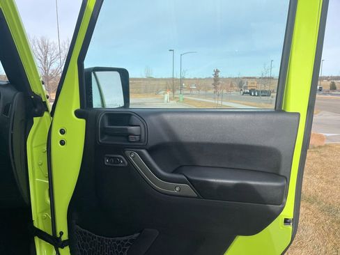 Used 2017 Jeep Wrangler Unlimited Sport w/ Quick Order Package 23S image 19