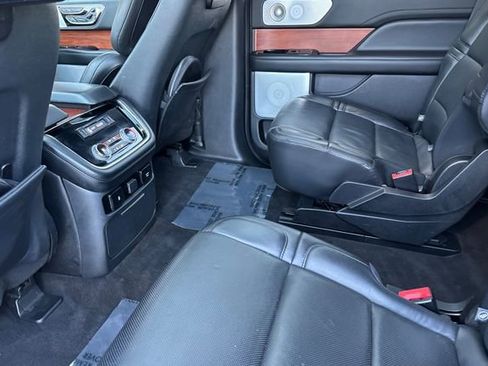 Used 2020 Lincoln Navigator L Reserve w/ Equipment Group 208A Reserve image 14