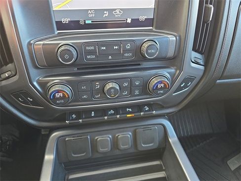 Used 2018 GMC Sierra 1500 SLT w/ All Terrain X Package image 26