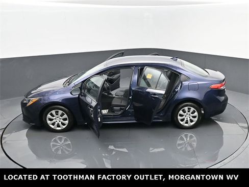 Used 2025 Toyota Corolla LE image 24