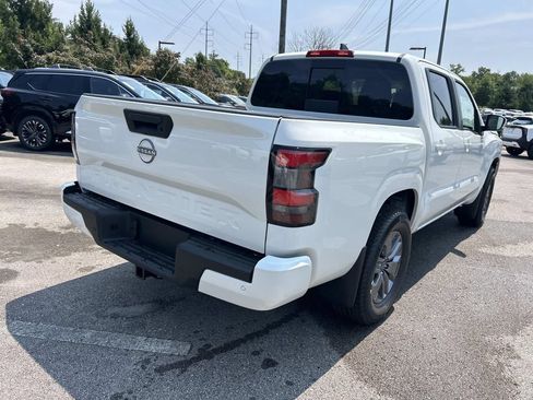 New 2026 Nissan Frontier SV w/ SV Convenience Package RWD image 7