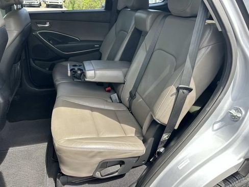Used 2014 Hyundai Santa Fe GLS FWD image 20