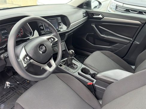Used 2019 Volkswagen Jetta S image 12