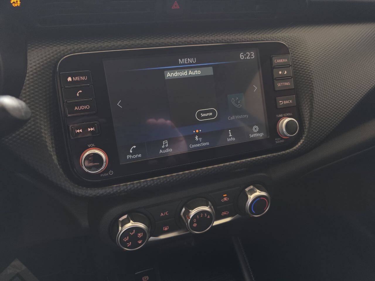Used 2023 Nissan Kicks SV FWD image 13