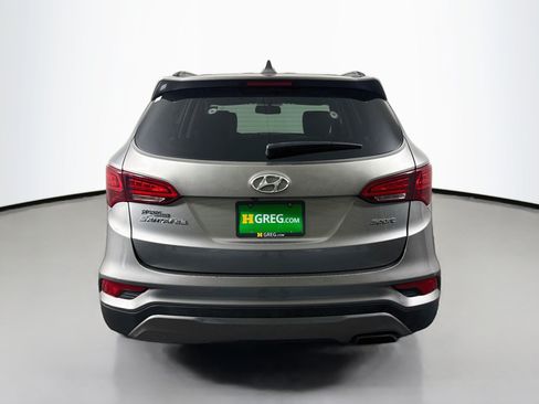 Used 2017 Hyundai Santa Fe Sport FWD image 8
