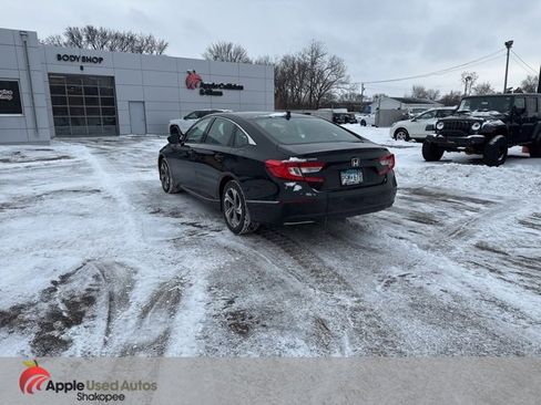 Used 2018 Honda Accord EX image 4