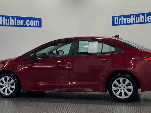 Used 2025 Toyota Corolla LE FWD image 5