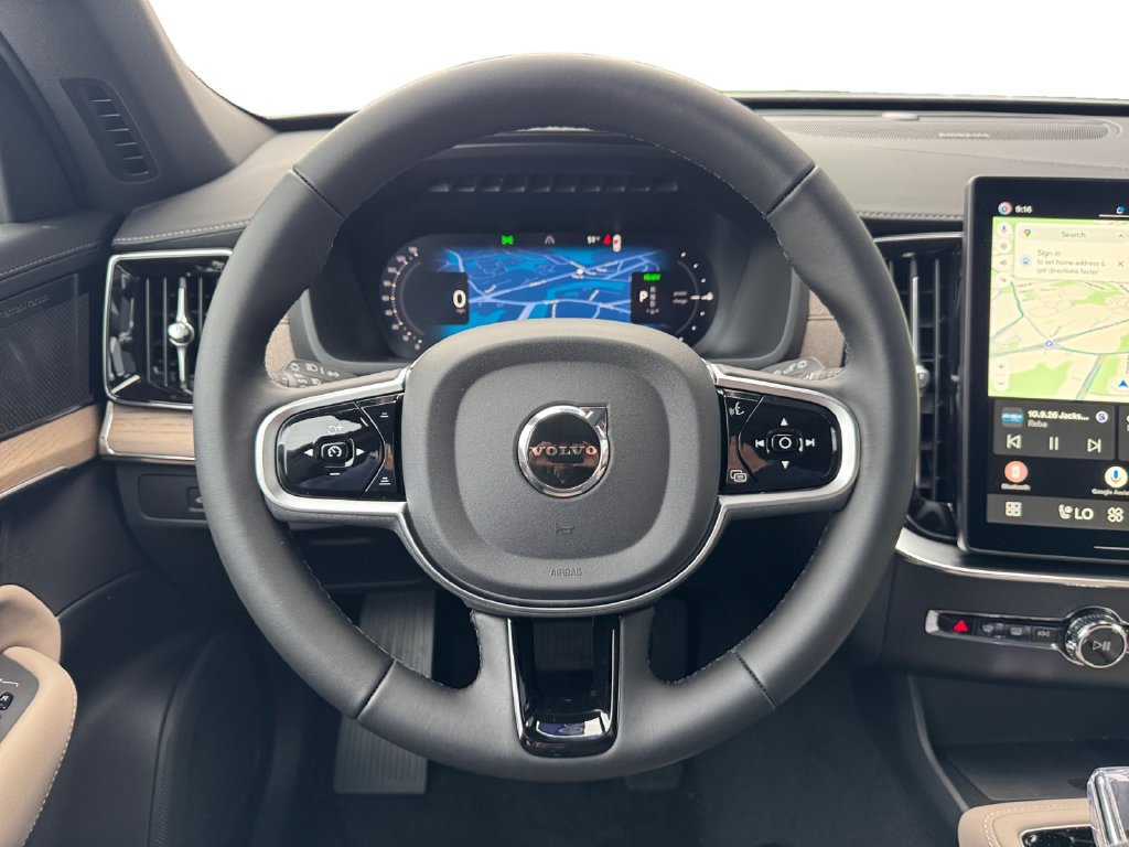 New 2026 Volvo XC90 T8 Plus w/ Protection Package Premier AWD/4WD image 15