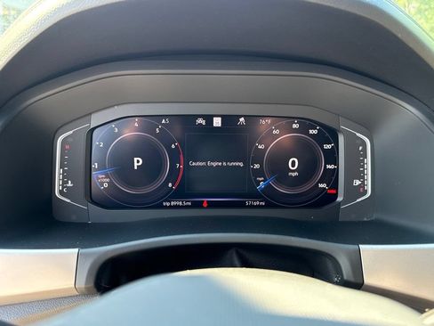 Used 2020 Volkswagen Atlas Cross Sport SEL Premium AWD/4WD image 17