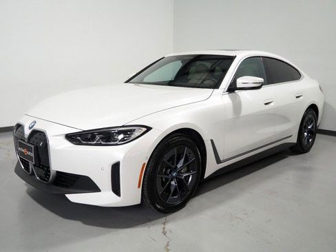 Used 2024 BMW i4 eDrive35 w/ Premium Package RWD image 10