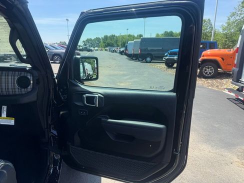 New 2026 Jeep Wrangler Unlimited Sport AWD/4WD image 60