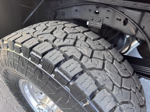 Used 2000 Ford F250 XLT image 18