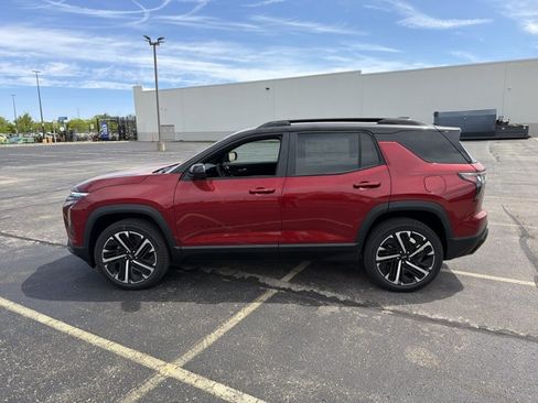 New 2026 Chevrolet Equinox RS w/ Convenience Package III AWD/4WD image 8