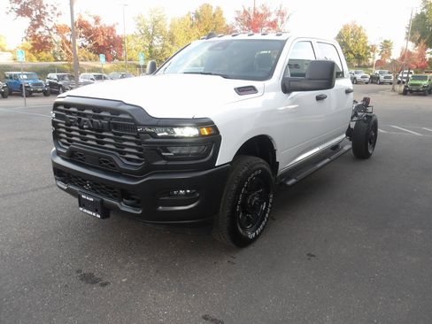Used 2025 RAM 2500 Tradesman image 4