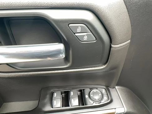 Used 2019 Chevrolet Silverado 1500 RST image 15