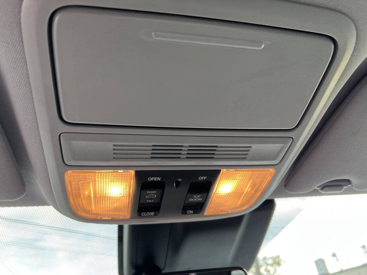 Used 2019 Honda Odyssey EX-L image 15