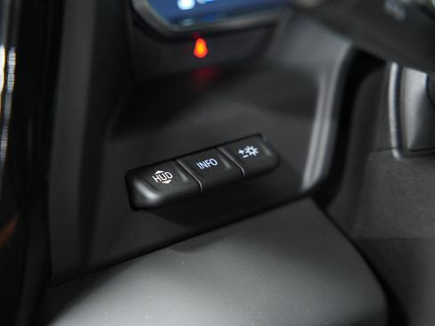 Used 2024 GMC Sierra 2500 AT4 w/ AT4 Premium Plus Package image 32