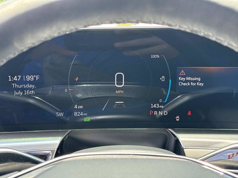 Certified 2025 Cadillac Lyriq Luxury RWD image 19