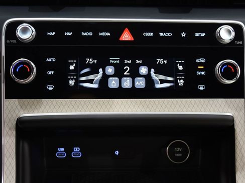 New 2026 Genesis GV80 3.5T Prestige image 17