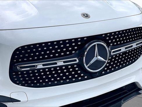 Used 2021 Mercedes-Benz GLB 250 w/ AMG Line image 29