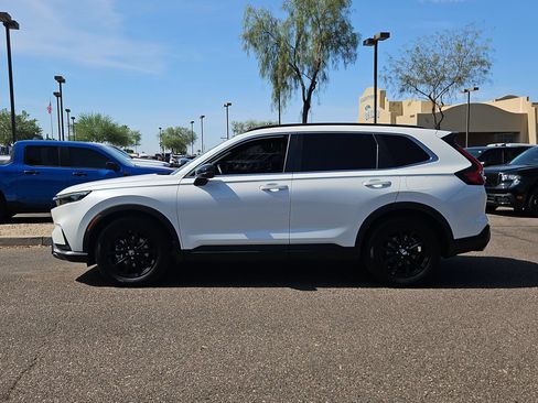 Used 2025 Honda CR-V Sport image 9
